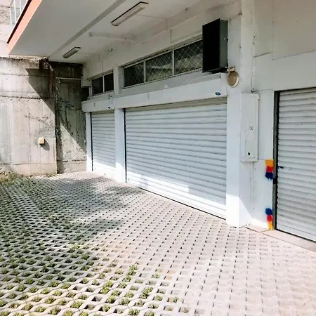 Apartment Sunny 1- Bdr In Banishora District