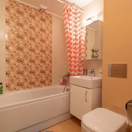 Sunny 1- Bdr In Banishora District Apartment Sofia